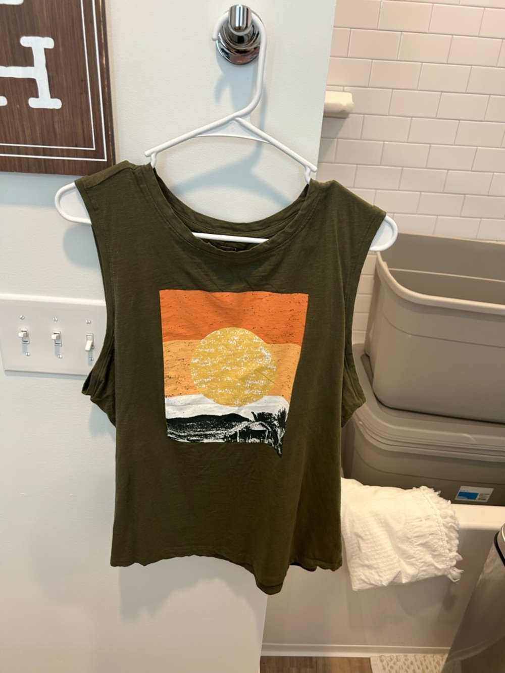 Women's Olive Sunrise Graphic Muscle Tee